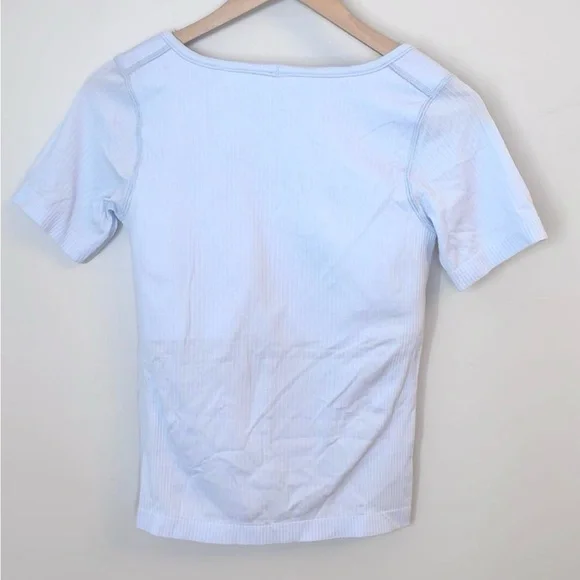 Lululemon Ebb To Street Tee RARE - Picture 2 of 5